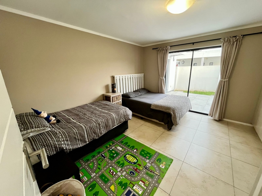 To Let 2 Bedroom Property for Rent in Nahoon Valley Park Eastern Cape